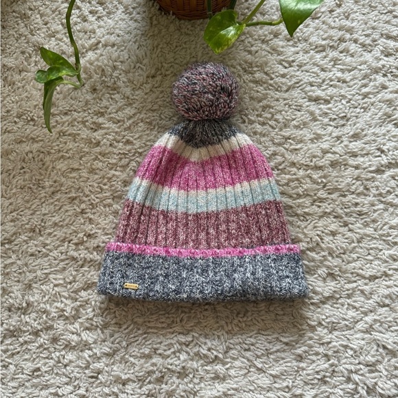 Tommy Hilfiger Woven Knit Multicolor Pom Pom Beanie - Picture 2 of 7